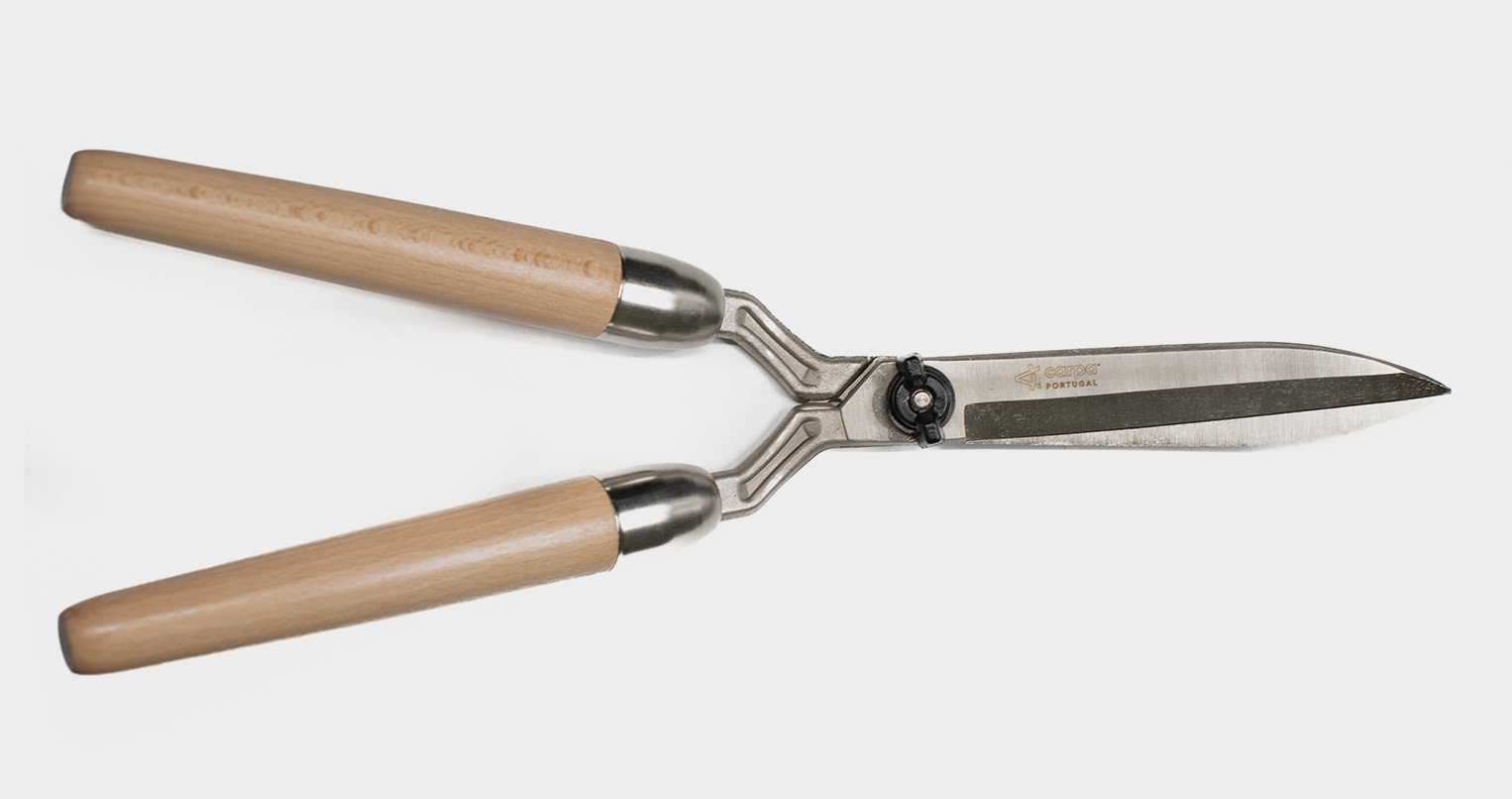 مقص أسوار كاربا برتغالي